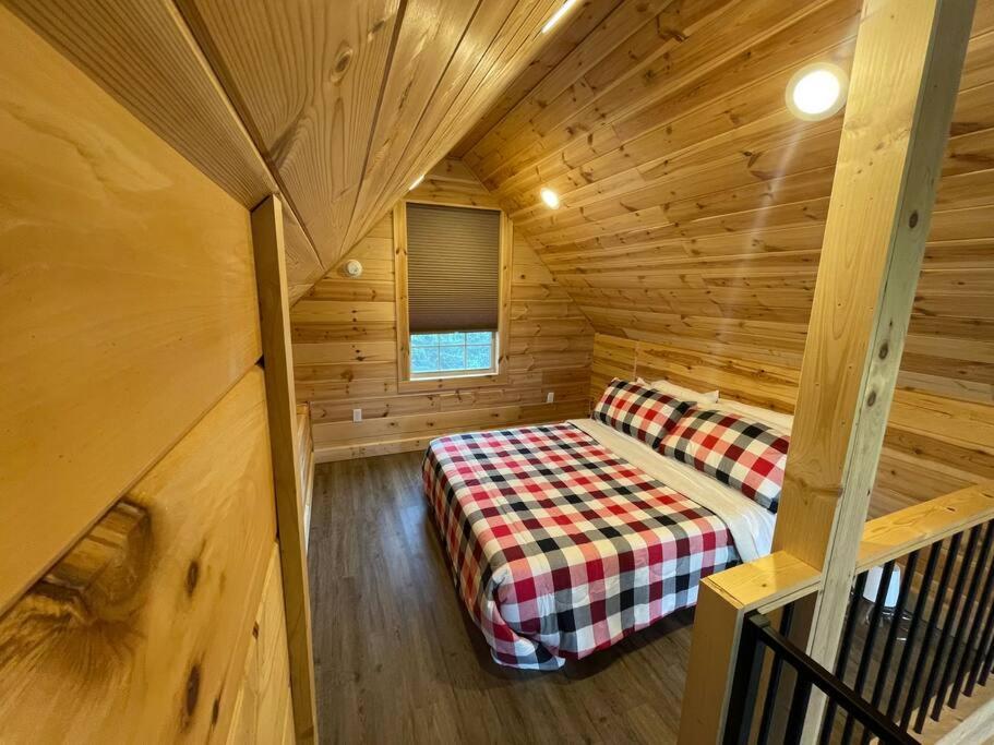 Cozy 1 Bedroom Cabin In The Heart Of Jonesborough 外观 照片