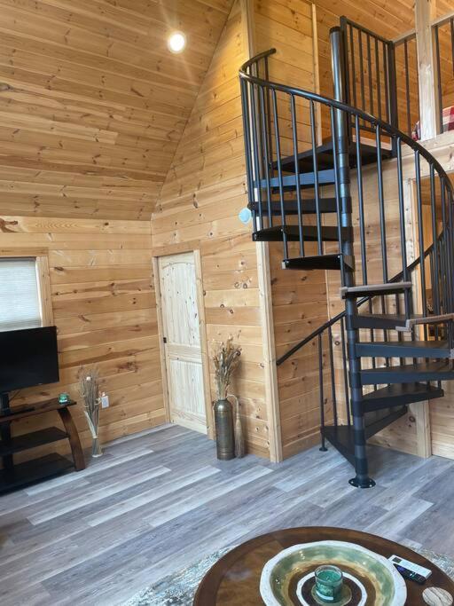 Cozy 1 Bedroom Cabin In The Heart Of Jonesborough 外观 照片